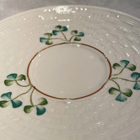 Belleek tea saucer - Picture 3 of 6